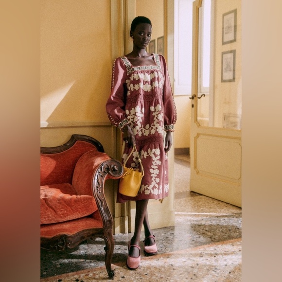 NWT Sézane Adénora Dress in Ecru Green Embroidery FR 38 / US 6 - Picture 3 of 16